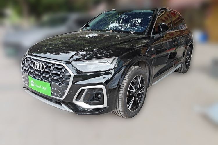 Used Audi Q5L 2022 40T Fashionable and Dynamic Model Guazi used car, China used car export, Used car for sale, Used cars, Cheapest cars for sale