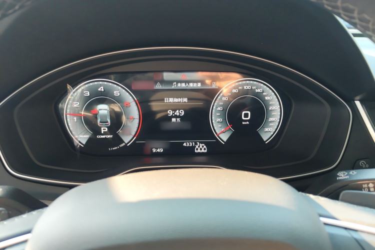 Used Audi Q5L 2022 40T Fashionable and Elegant Model Instrument Cluster