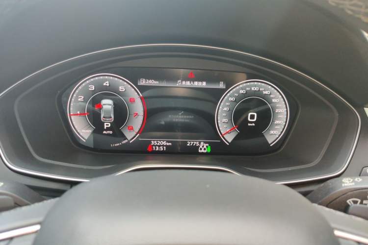 Used Audi Q5L 2022 40T Fashionable and Dynamic Model Instrument Cluster