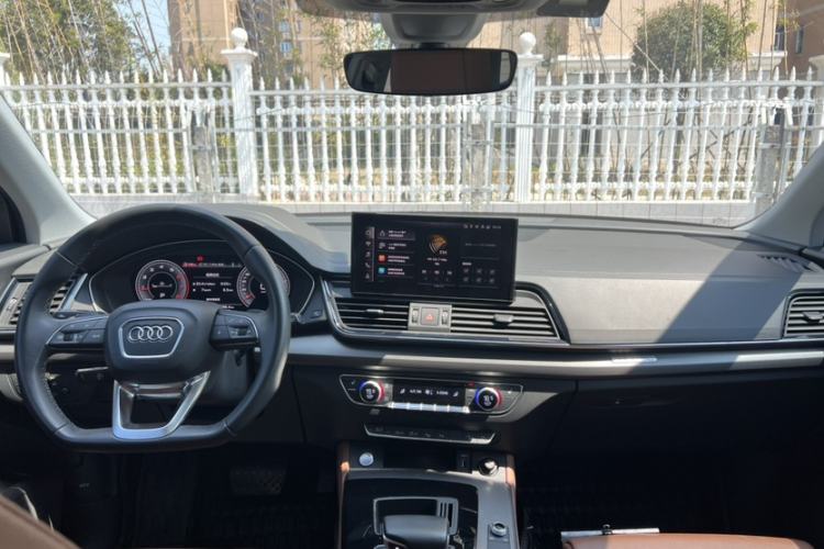 Used Audi Q5L 2022 Updated 40T Luxury Dynamic Edition Interior 1