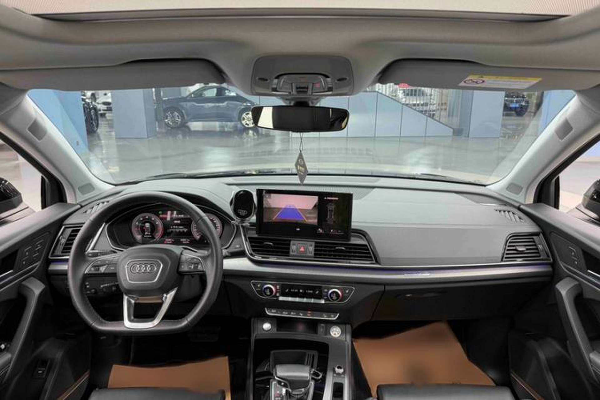 Used Audi Q5L 2022 Updated 45T Luxury Dynamic Version Interior 1