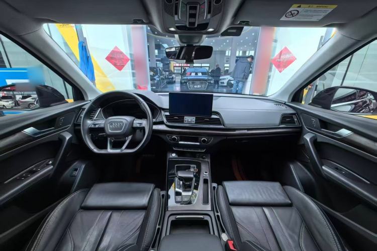 Used Audi Q5L 2022 Updated 40T Luxury Dynamic Edition Interior 1