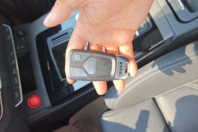 Used Audi Q5L 2022 Updated 45T Luxury Dynamic Version Interior 1