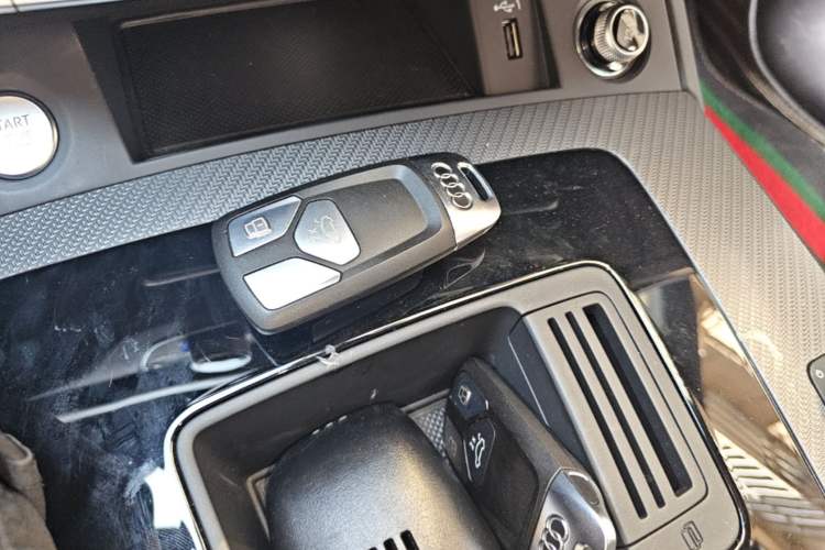Used Audi Q5L 2022 Updated 40T Luxury Dynamic Edition Interior 1