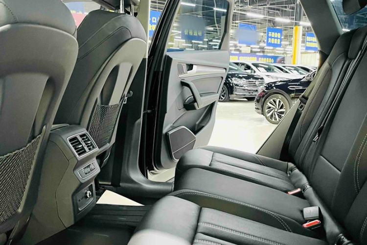 Used Audi Q5L 2022 40T Fashionable and Dynamic Model Interior 1