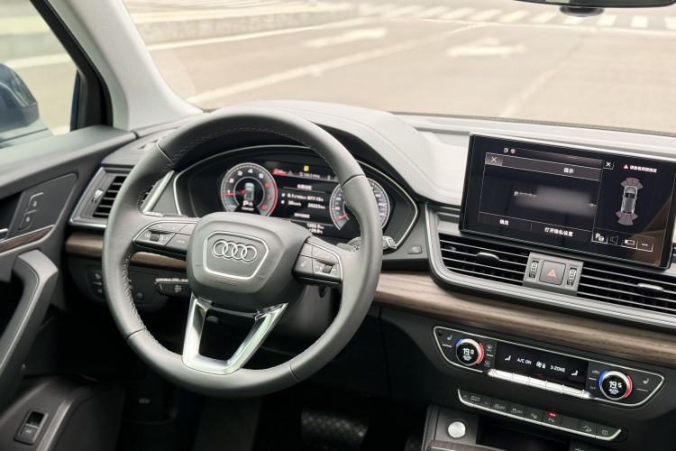 Used Audi Q5L 2022 Updated Version 40T Luxury Elegant Edition Interior 10