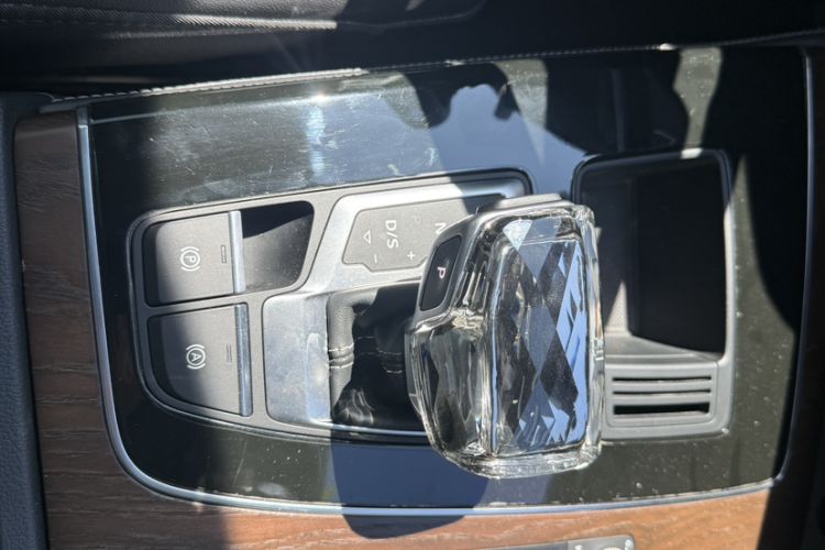 Used Audi Q5L 2022 Updated 45T Luxury Dynamic Version Interior 10