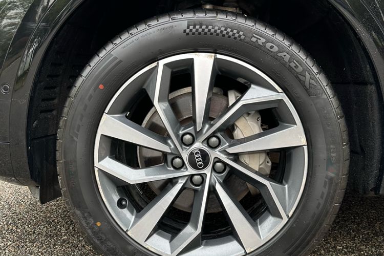 Used Audi Q5L 2022 40T Luxury Dynamic Model Interior 10