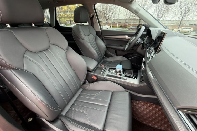 Used Audi Q5L 2022 45T Luxury Dynamic Model Interior 11