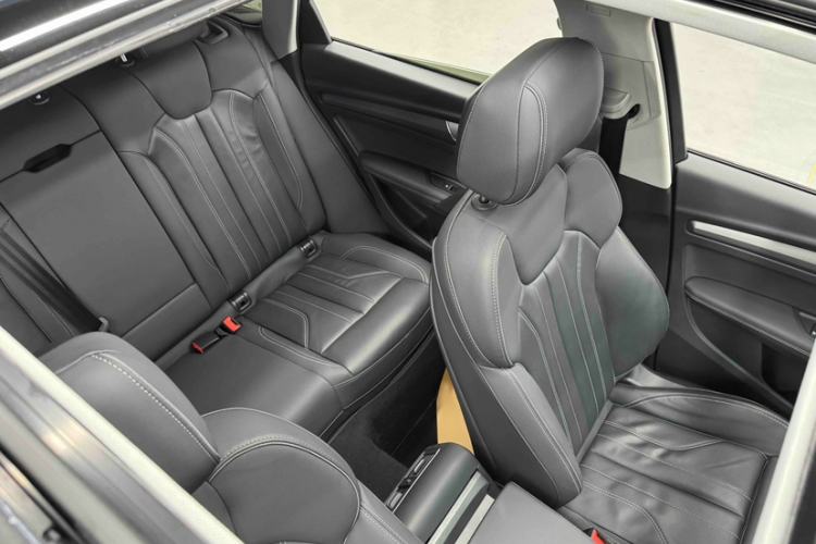 Used Audi Q5L 2022 Updated 45T Luxury Dynamic Version Interior 13