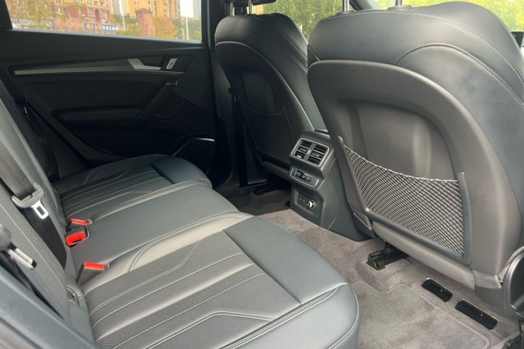 Used Audi Q5L 2022 Updated 45T Luxury Dynamic Version Interior 2