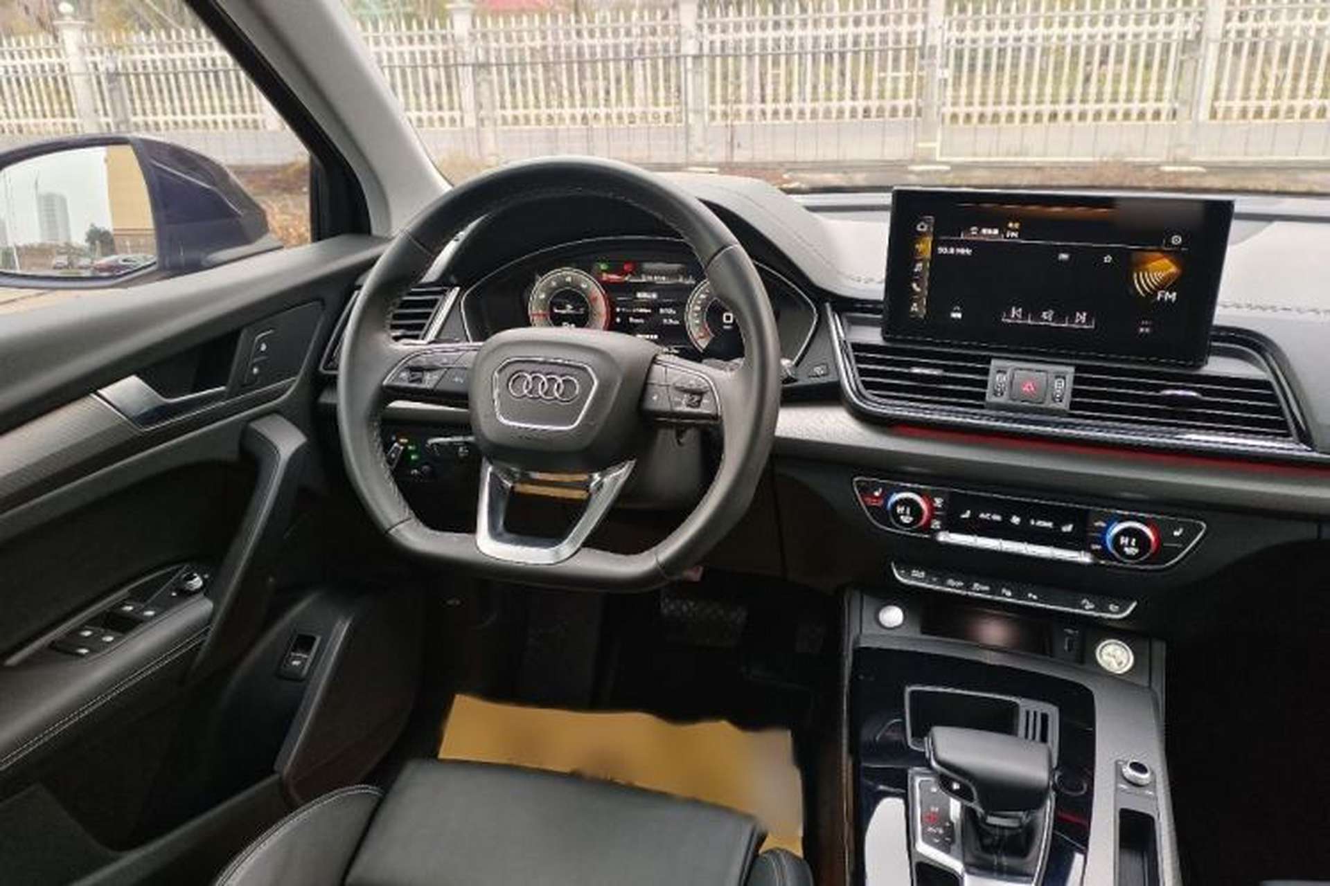 Used Audi Q5L 2022 Updated 40T Luxury Dynamic Edition Interior 2