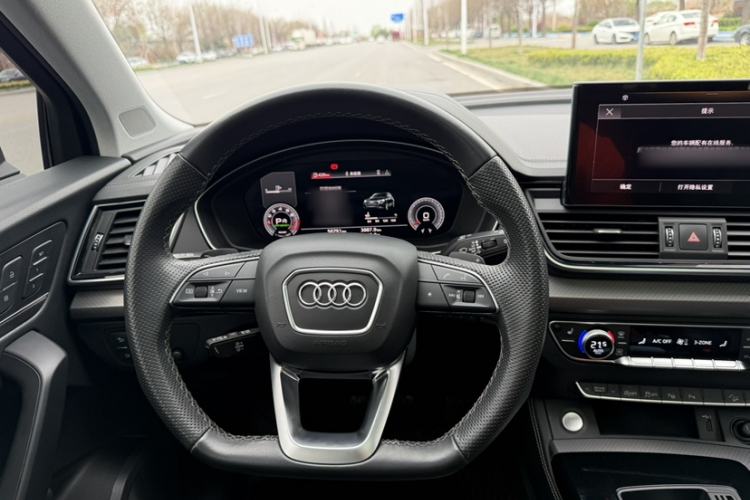 Used Audi Q5L 2022 45T Luxury Dynamic Model Interior 2