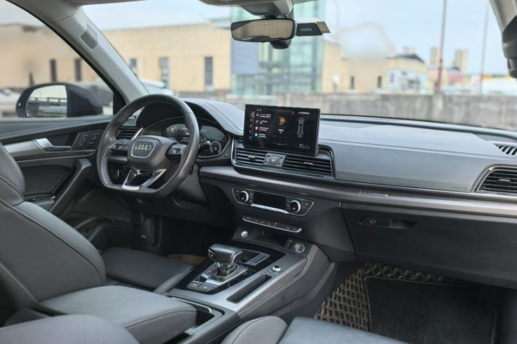 Used Audi Q5L 2022 45T Luxury Dynamic Model Interior 2