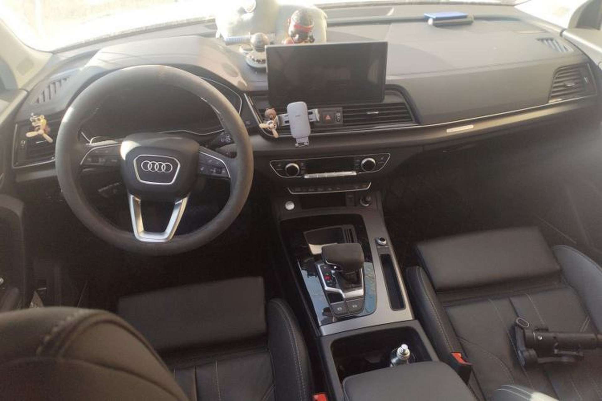 Used Audi Q5L 2022 Updated 45T Luxury Dynamic Version Interior 2