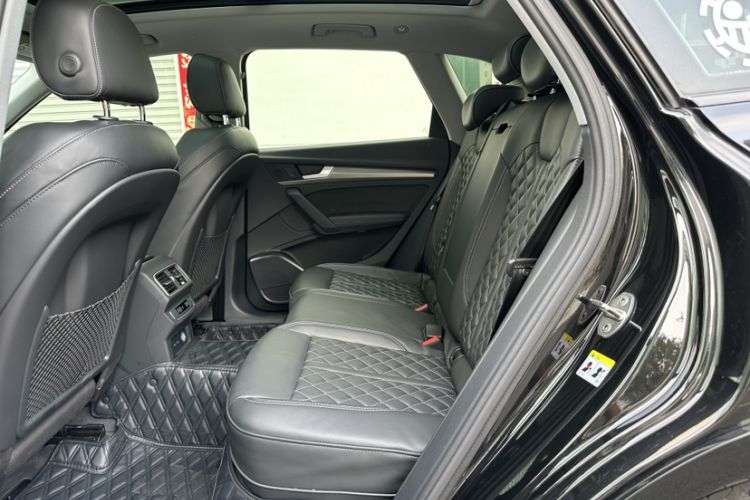 Used Audi Q5L 2022 40T Fashionable and Dynamic Model Interior 2