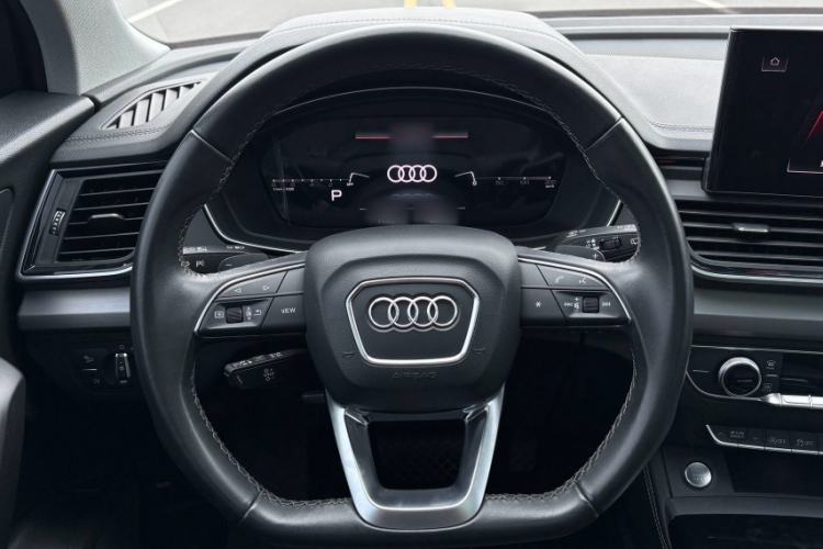 Used Audi Q5L 2022 40T Fashionable and Dynamic Model Interior 2