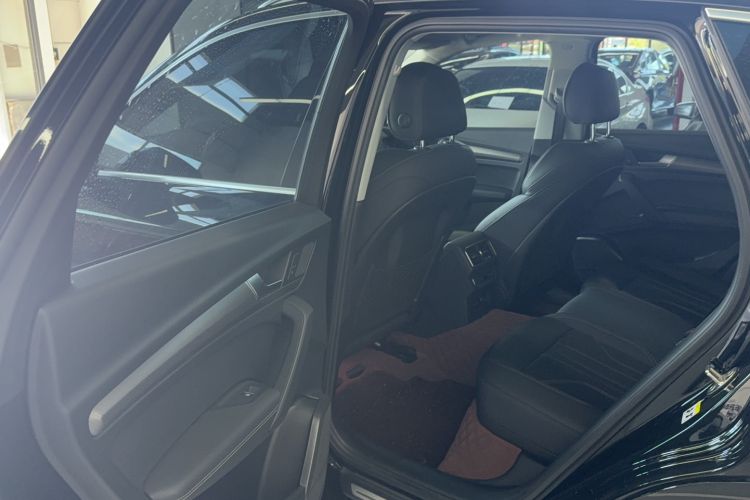 Used Audi Q5L 2022 40T Luxury Dynamic Model Interior 2