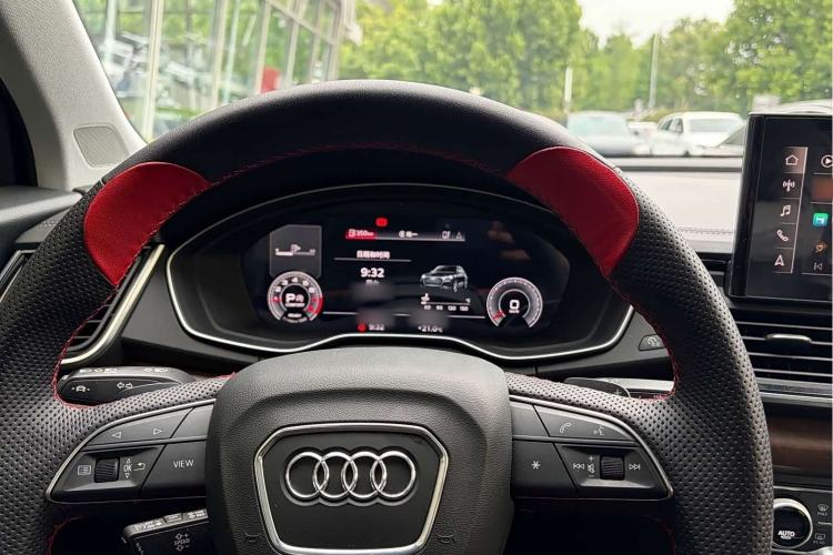 Used Audi Q5L 2022 Updated 45T Luxury Dynamic Version Interior 3