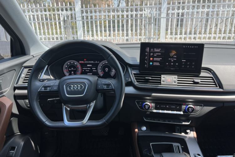 Used Audi Q5L 2022 Updated 40T Luxury Dynamic Edition Interior 3