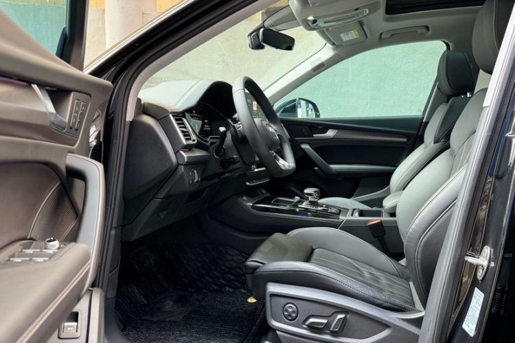 Used Audi Q5L 2022 45T Luxury Dynamic Model Interior 3