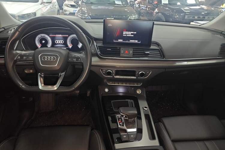 Used Audi Q5L 2022 40T Luxury Dynamic Model Interior 3