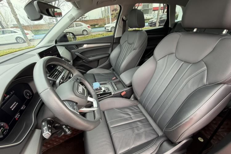Used Audi Q5L 2022 45T Luxury Dynamic Model Interior 5