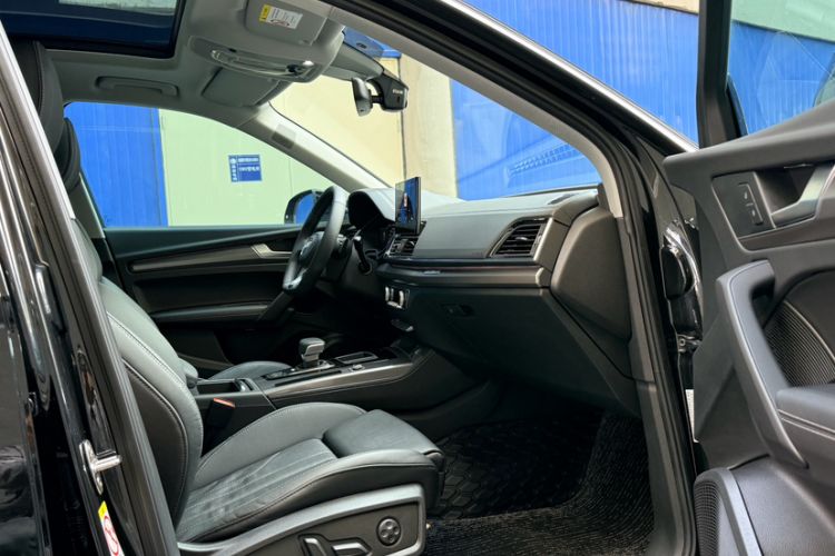 Used Audi Q5L 2022 45T Luxury Dynamic Model Interior 5