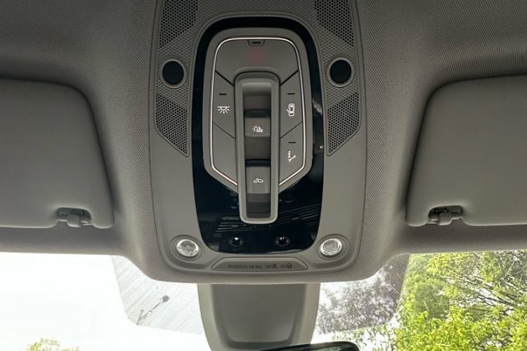 Used Audi Q5L 2022 40T Luxury Dynamic Model Interior 5