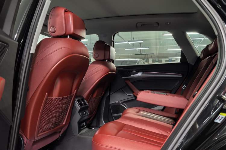 Used Audi Q5L 2022 Updated 45T Luxury Dynamic Version Interior 6