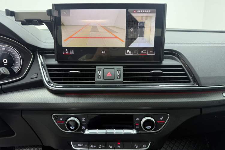 Used Audi Q5L 2022 Updated 40T Luxury Dynamic Edition Interior 6