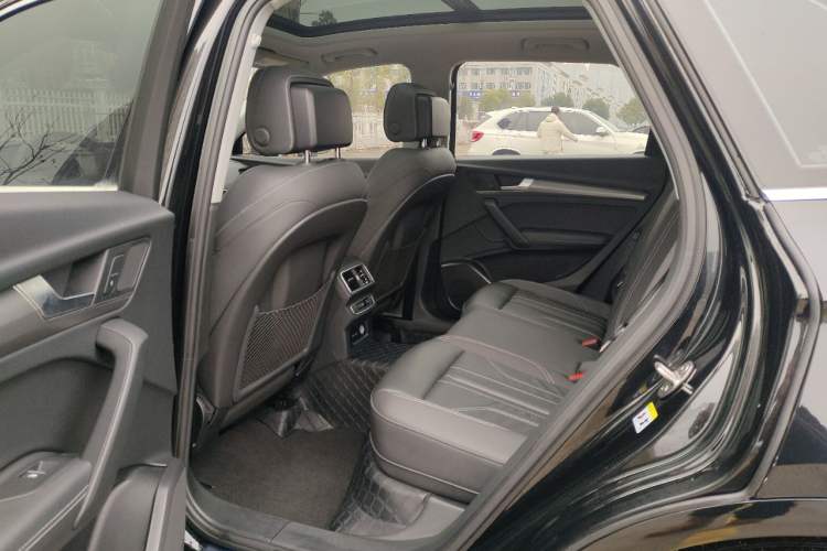 Used Audi Q5L 2022 Updated 40T Luxury Dynamic Edition Interior 7