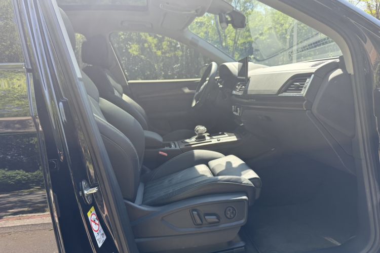 Used Audi Q5L 2022 Updated 45T Luxury Dynamic Version Interior 7