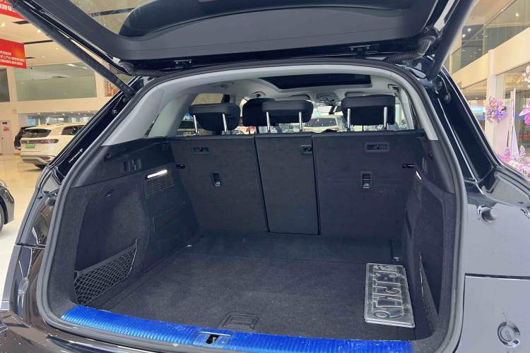 Used Audi Q5L 2022 Updated 40T Luxury Dynamic Edition Interior 8