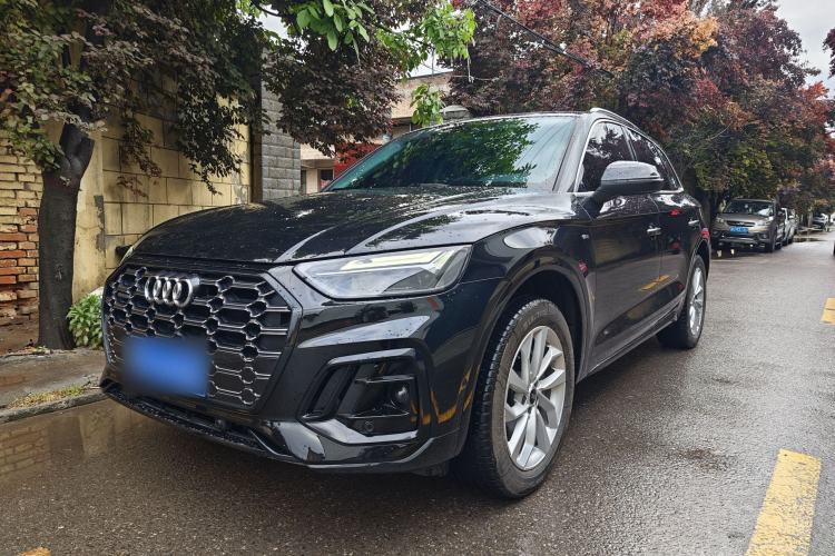 Used Audi Q5L 2022 40T Luxury Dynamic Model Guazi used car, China used car export, Used car for sale, Used cars, Cheapest cars for sale