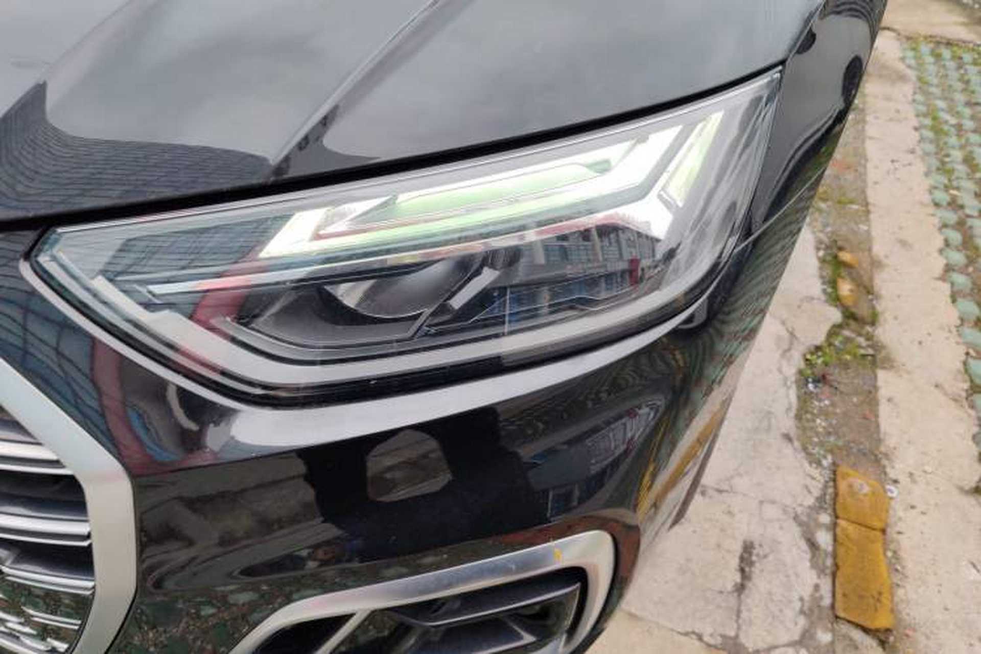 Used Audi Q5L 2022 40T Fashionable and Dynamic Model Left Front Headlight