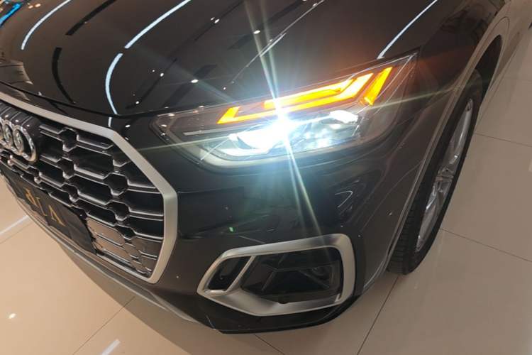Used Audi Q5L 2022 Updated 40T Luxury Dynamic Edition Left Front Headlight