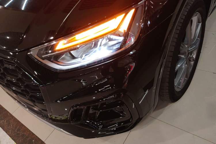 Used Audi Q5L 2022 Updated 40T Luxury Dynamic Edition Left Front Headlight
