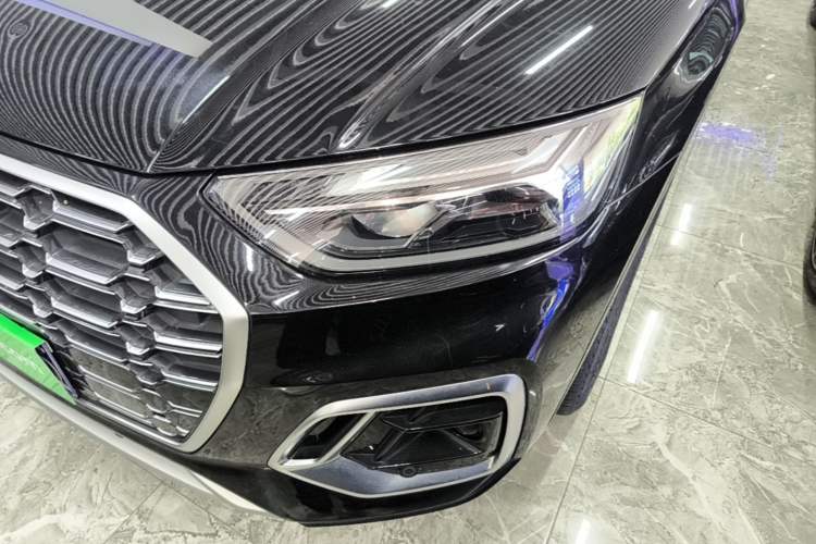 Used Audi Q5L 2022 40T Fashionable and Dynamic Model Left Front Headlight