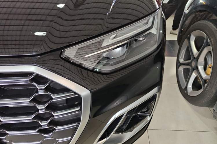 Used Audi Q5L 2022 Updated 40T Luxury Dynamic Edition Left Front Headlight