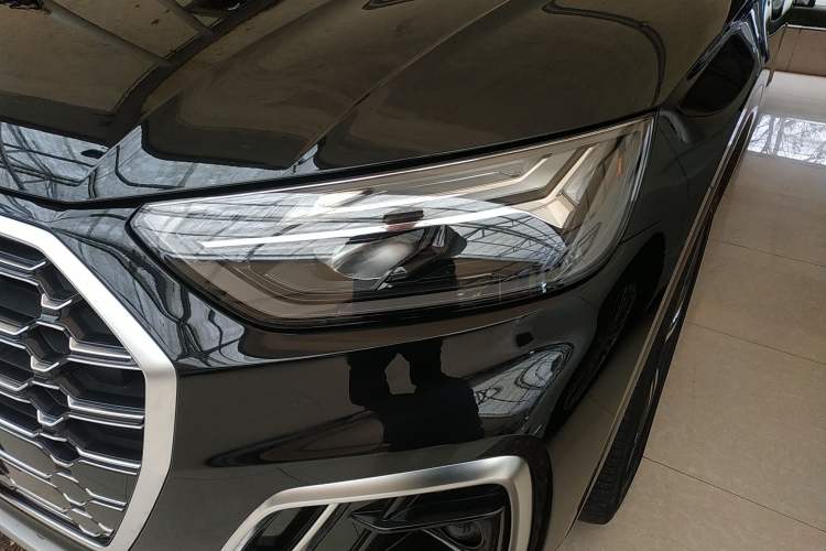 Used Audi Q5L 2022 Updated 40T Luxury Dynamic Edition Left Front Headlight