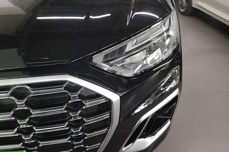 Used Audi Q5L 2022 Updated Version 45T Luxury Prestige Edition Left Front Headlight