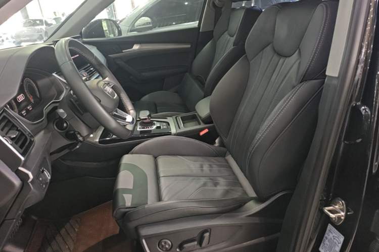 Used Audi Q5L 2022 40T Fashionable and Dynamic Model Left Front Seat