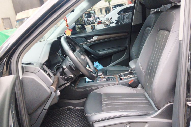 Used Audi Q5L 2022 45T Luxury Elegant Model Left Front Seat