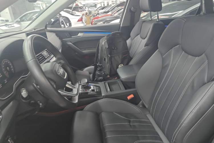 Used Audi Q5L 2022 40T Fashionable and Dynamic Model Left Front Seat