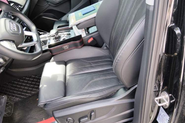 Used Audi Q5L 2022 40T Fashionable and Dynamic Model Left Front Seat