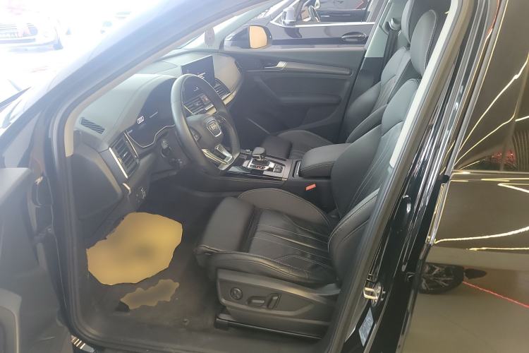 Used Audi Q5L 2022 40T Luxury Dynamic Model Left Front Seat
