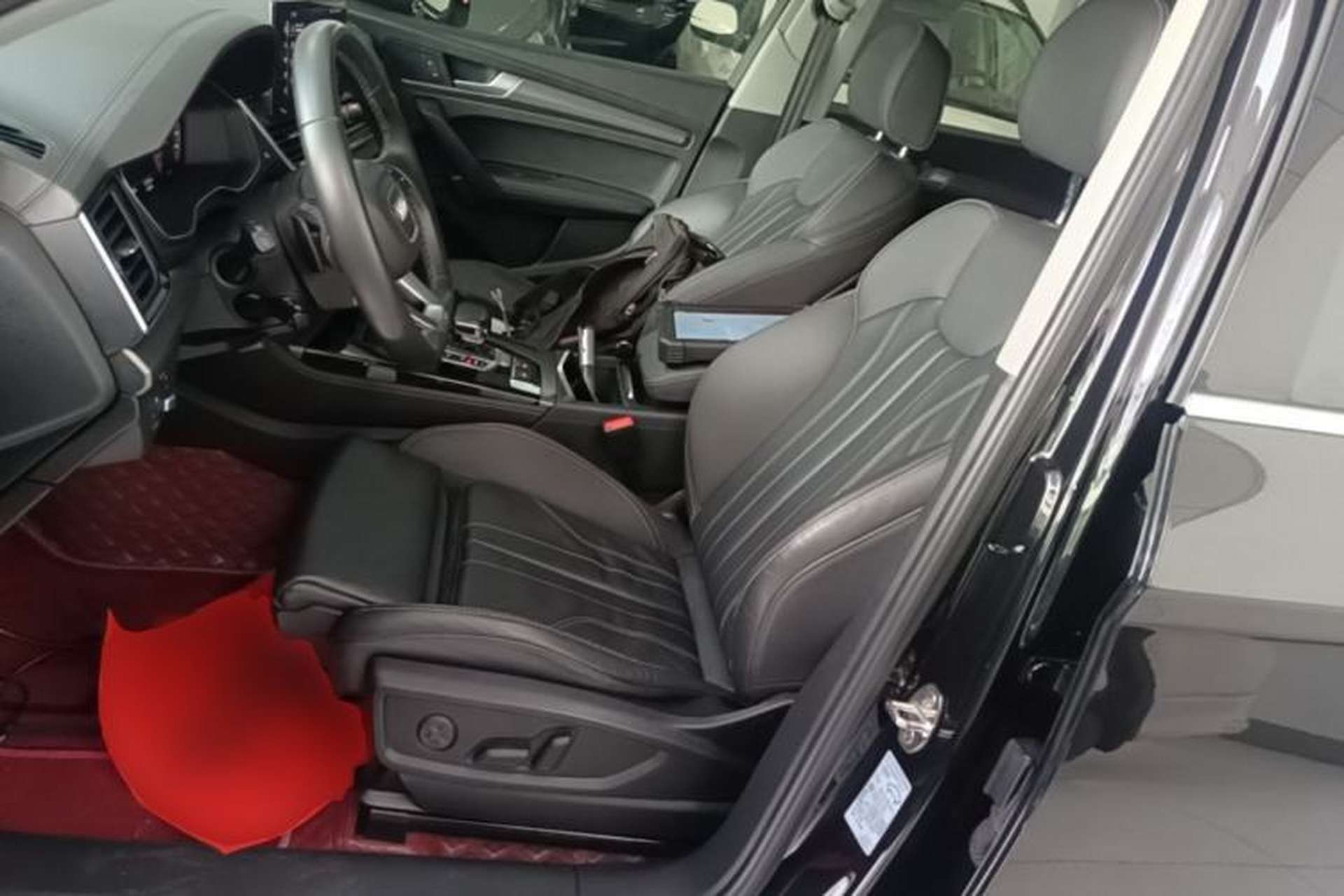 Used Audi Q5L 2022 40T Luxury Dynamic Model Left Front Seat