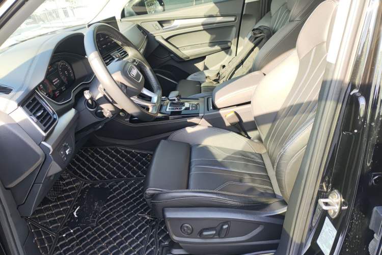 Used Audi Q5L 2022 40T Fashionable and Dynamic Model Left Front Seat