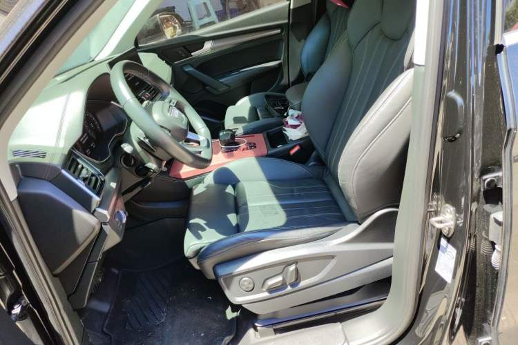 Used Audi Q5L 2022 Updated 40T Luxury Dynamic Edition Left Front Seat